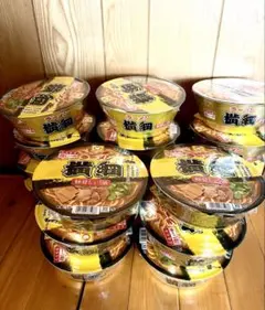 【18個】横綱カップラーメン 豚骨しょう油のサムネイル