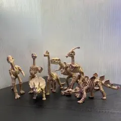 《❣️断捨離セール❣️》恐竜骨　骨格フィギュア　7体セット