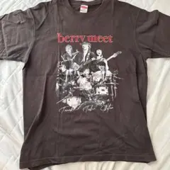 berry meet Tシャツ