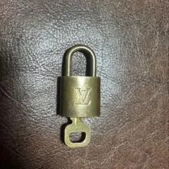 LOUIS VUITTON ルイヴィトン パドロック 南京錠 鍵付き306番