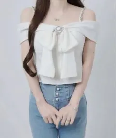 ルミニョン Ribbon off-shoulder Bijou cami top ルミニョン Ribbon off-shoulder Bijou cami top - メルカリ