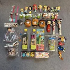ディズニー キャラクター グッズ 40点セットのサムネイル