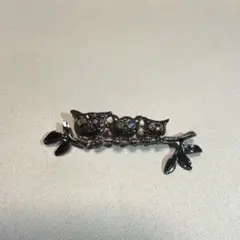 フクロウ　ブローチ