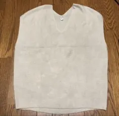 UNIQLO 3DコットンコクーンVネックセーター L