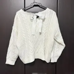 ホワイト ケーブル編み ニット セーター Vネック INGNI イング