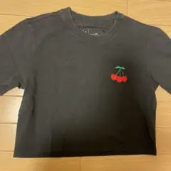 adidas クロップドTシャツ ブラック チェリー刺繍