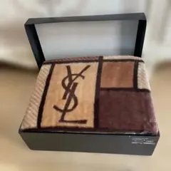 イヴ・サンローラン　アクリルマイアー毛布140✖️200 新品未使用