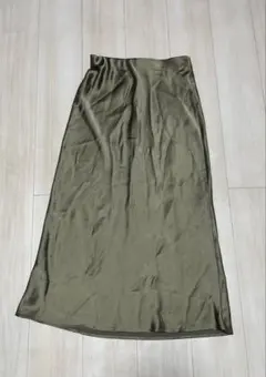 【お値下げ】ZARA オリーブグリーン ロングスカート Sサイズ
