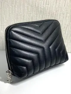 サンローラン　カサンドラ キルティング　レザー　ポーチ　クラッチバッグ