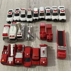 2025年最新】トミカ 緊急車両の人気アイテム - メルカリ