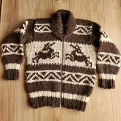 カウチンセーター