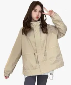 マウンテンパーカー