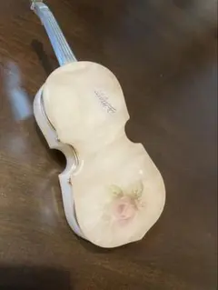 バイオリン型小物入れ イタリア製　雪花石膏製