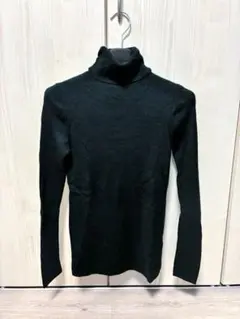 UNIQLO メリノリブタートルネックセーター L