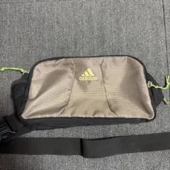 adidas ウエストポーチ