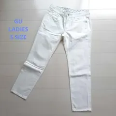 GUジーユー レディース ホワイトデニムパンツ Sサイズ アンクル丈
