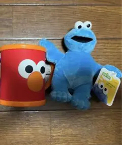 ユニバーサルスタジオシンガポール USS セサミストリート コップ ぬいぐるみ