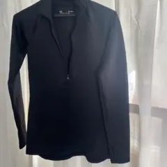 Under Armour ブラック ハーフジップ トップス