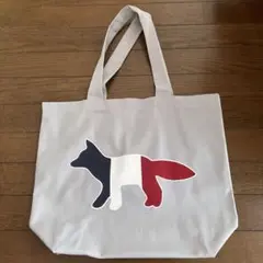 Maison Kitsuné PARISIAN MAP スカーフ ネイビー - メルカリ