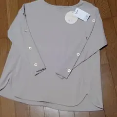 ボタン付き　カットソー