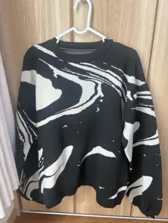 黒と白のマーブル模様 セットアップ