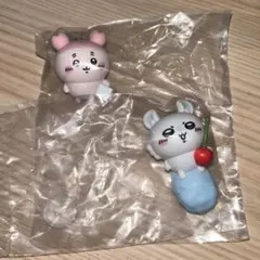 ちいかわ　ならぶんです3 モモンガ　古本屋　カニ　ガチャ　カプセルトイ