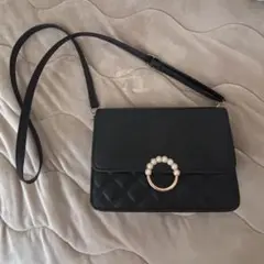 ブラックキルティングショルダーバッグ