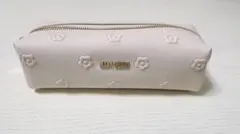 MARY QUANT 花柄エンボス 筆箱 ベージュ アイボリーのサムネイル