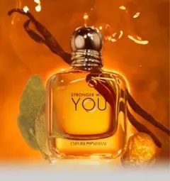 Emporio Armani Stronger With You 香水のサムネイル