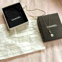 CHANEL ココマーク デイジー ネックレスのサムネイル