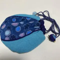 【美品】和風 ちりめん 巾着ポーチ 小鳥チャーム付き 藍色 浴衣 和装小物