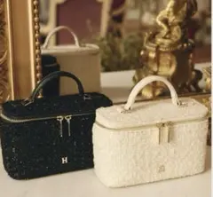 2025年最新】herlipto バニティバッグの人気アイテム - メルカリ