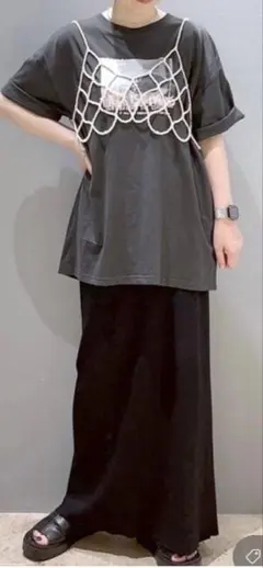 LEPSIM(レプシィム)ストレッチサテンスカート