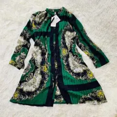 【新品未使用】ZARA ザラ ワンピース シャツワンピース プリーツ 総柄