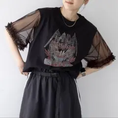 袖フリルシアー切替 プリントTシャツ ブラックのサムネイル