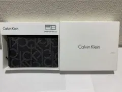 Calvin Klein 二つ折り財布 コインケース付きのサムネイル