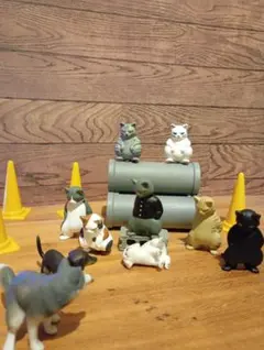 猫と犬のフィギュアセット