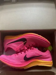 NIKEドラゴンフライピンク　新品未使用のサムネイル