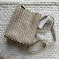 ＊新品未使用　合皮ミニショルダー　ミニショルダーバッグのサムネイル