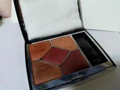 Dior サンク クルール クチュール 689 ミッツァ