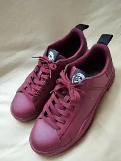 DIESEL バーガンディ ローカットスニーカー（美品）