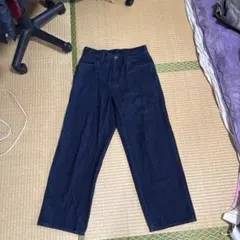 ユニクロ　ワイドストレートジーンズ　ブラック　サイズ30