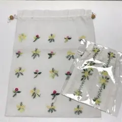 コットン　花柄の刺繍　巾着2点セット