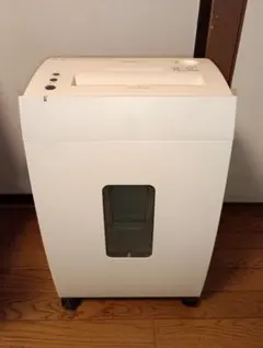 iOCHOW 家庭用シュレッダー SZJ5 本体 - メルカリ