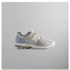 希少。美品KITH × New Balance1906R ホワイトブルー - メルカリ