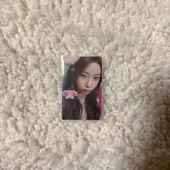 LE SSERAFIM DIFFERENT マイメロクロミ盤 カズハ トレカ