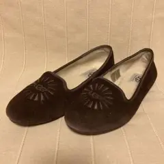 UGG australia フラットシューズ