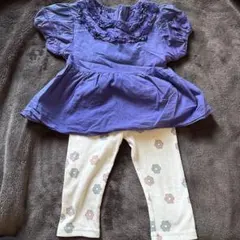 紫フリルトップスと花柄レギンスセット　100センチ