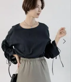 ♡袖シャーリングブラウス♡