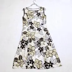 ギャラリービスコンティ ノースリーブワンピース ホワイト 【M】 花柄 上品